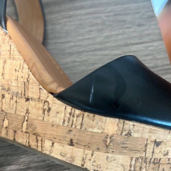 TOMMY HILFIGER BLACK LEATHER WEDGES SANDALS WITH ANKLE STRAPS IN SIZE 7.5 M - Picture 7 of 10